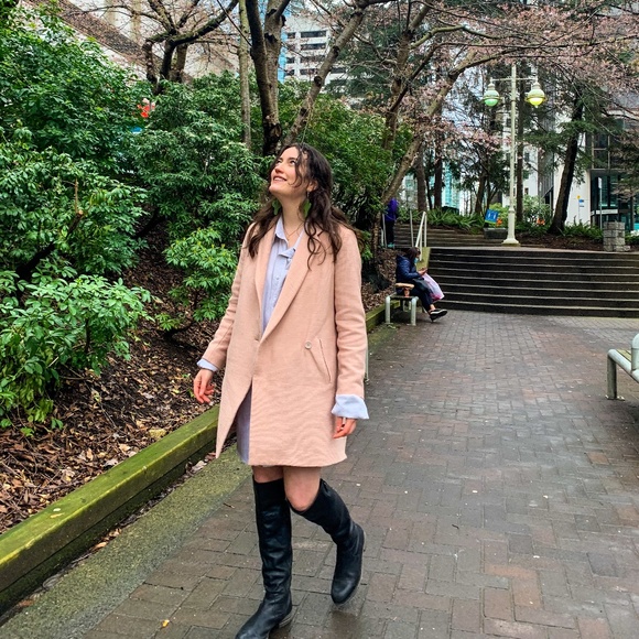 Meet your Posher, Emma - Picture 4 of 4